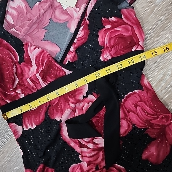 🤎 NWT! Speachless V Neck Dress - Picture 9 of 13